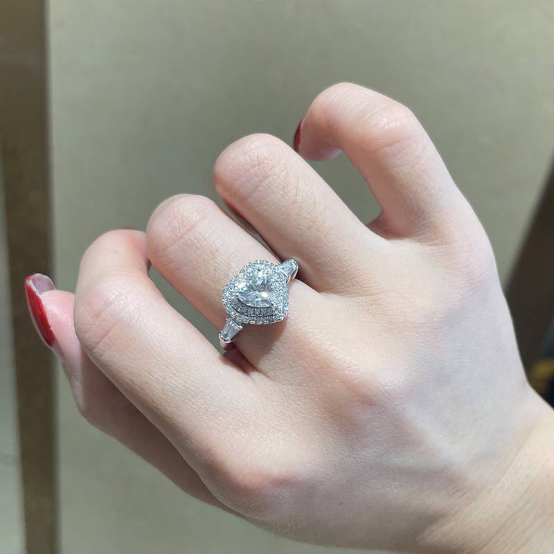 心形Women's RingS925银镀白金定制选款主石Moissanite1.0ct/副石高碳钻